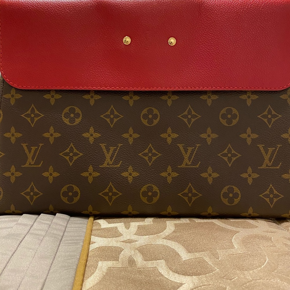 Handbag - Picture 3 of 8